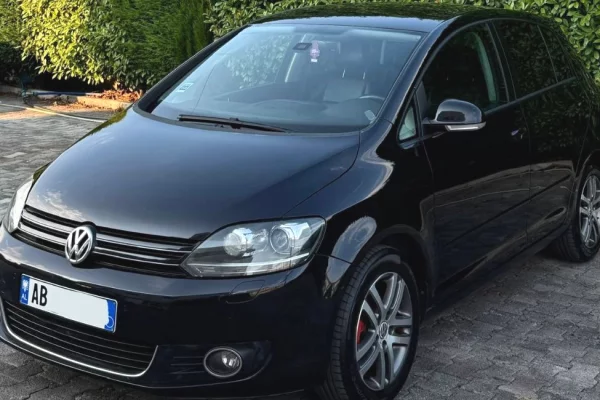 Makina ne shitje ne Tirane - 5,900 Euro