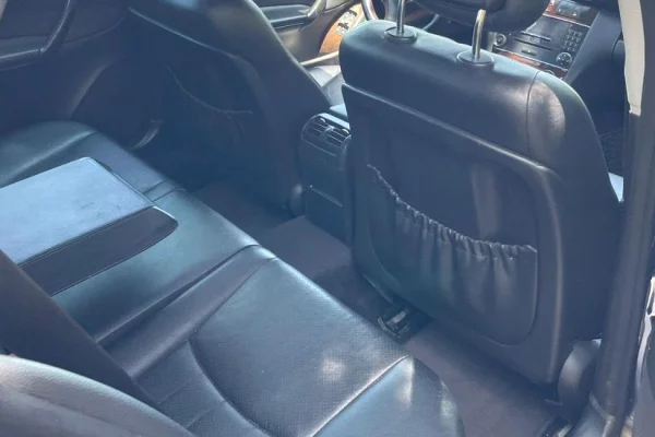Makina ne shitje ne Fier, Mercedes-Benz, 2005 Diesel,Kambio Manual Pagesa 350,000  Leke.