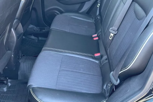 Makina ne shitje ne Tirane, Renault, 2015 Diesel,Kambio Automatik Pagesa 10,000  Euro.