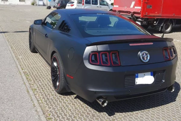 Makina ne shitje ne Tirane, Ford, 2013 Benzine,Kambio Automatik Pagesa 9,300  Euro.