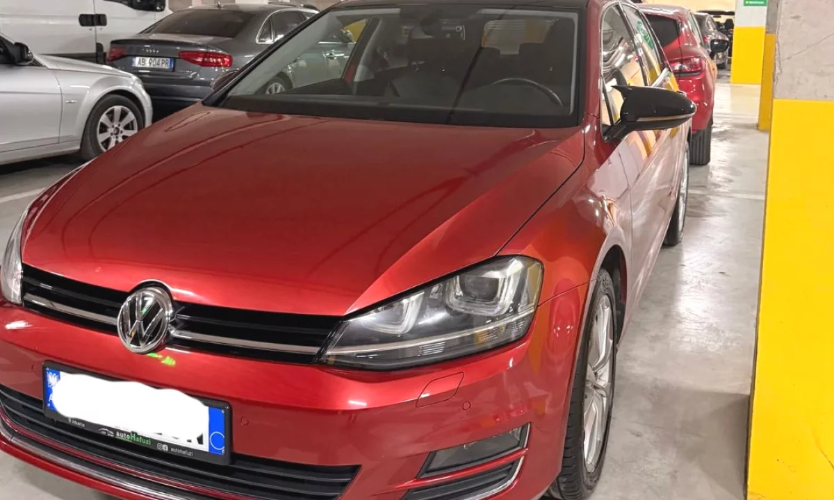 Makina ne shitje ne Tirane, Volkswagen, 2015 Diesel,Kambio Automatik Pagesa 9,000  Euro.
