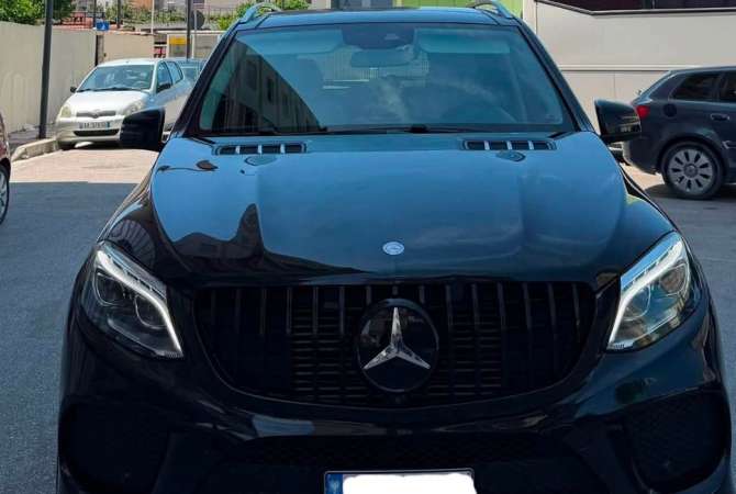 Makina ne shitje ne Tirane, Mercedes-Benz, 2016 Diesel,Kambio Automatik Pagesa 26,000  Euro.