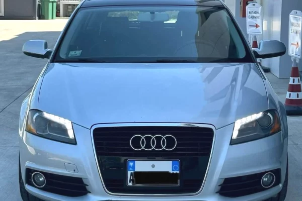 Makina ne shitje ne Tirane, Audi, 2011 Diesel,Kambio Automatik Pagesa 5,800  Euro.