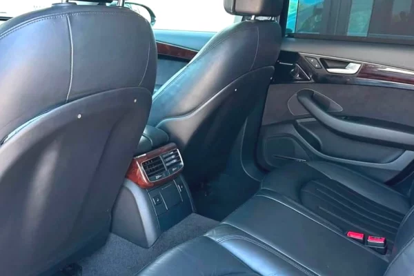 Makina ne shitje ne Tirane, Audi, 2013 Diesel,Kambio Automatik Pagesa 850,000  Leke.