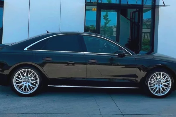 Makina ne shitje ne Tirane, Audi, 2013 Diesel,Kambio Automatik Pagesa 850,000  Leke.
