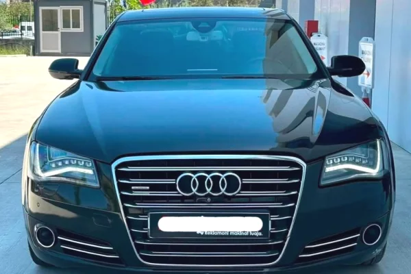 Makina ne shitje ne Tirane, Audi, 2013 Diesel,Kambio Automatik Pagesa 850,000  Leke.
