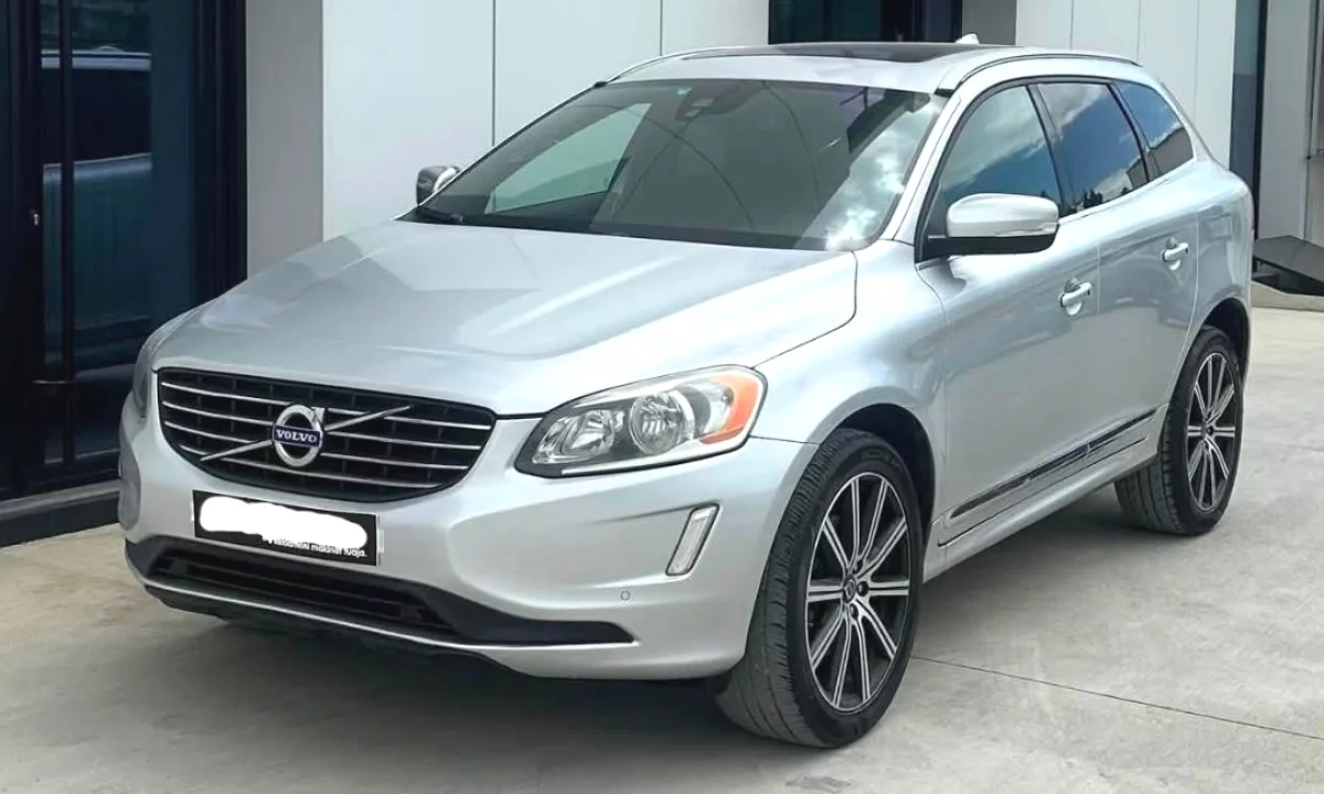 Makina ne shitje ne Tirane, Volvo, 2015 gasoline-gas,Kambio Automatik Pagesa 10,500  Euro.