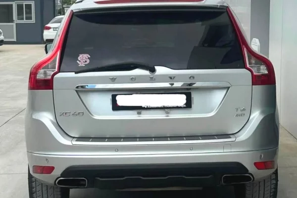 Makina ne shitje ne Tirane, Volvo, 2015 gasoline-gas,Kambio Automatik Pagesa 10,500  Euro.