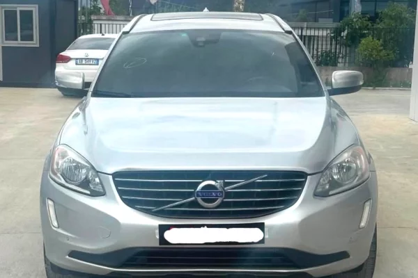 Makina ne shitje ne Tirane, Volvo, 2015 gasoline-gas,Kambio Automatik Pagesa 10,500  Euro.