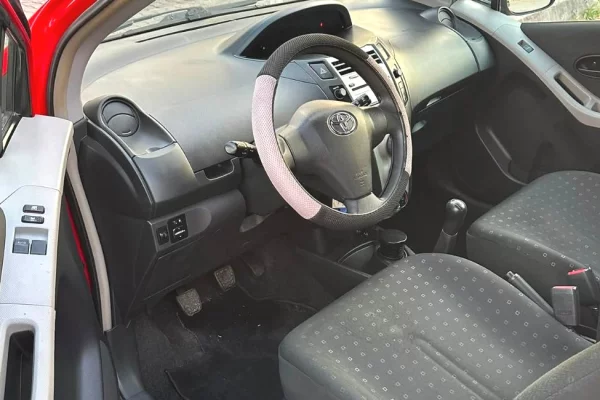 Makina ne shitje ne Tirane, Toyota, 2007 Diesel,Kambio Manual Pagesa 3,000  Euro.