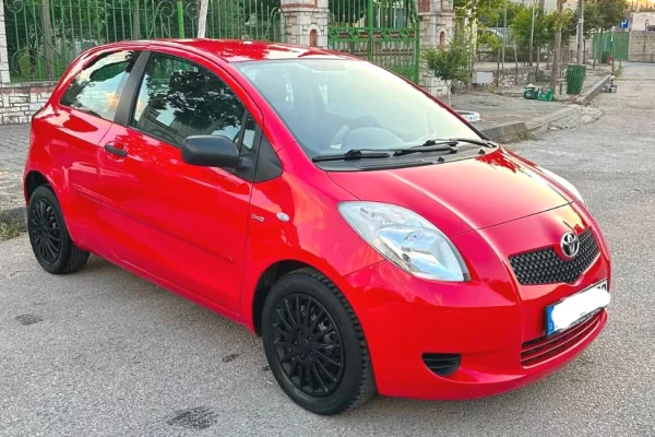 Makina ne shitje ne Tirane, Toyota, 2007 Diesel,Kambio Manual Pagesa 3,000  Euro.