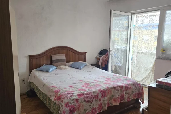 Shtepi me qera Apartament ne Tirane, 2+1, Mobilimi E mobiluar, Pagesa 40,000  Leke.