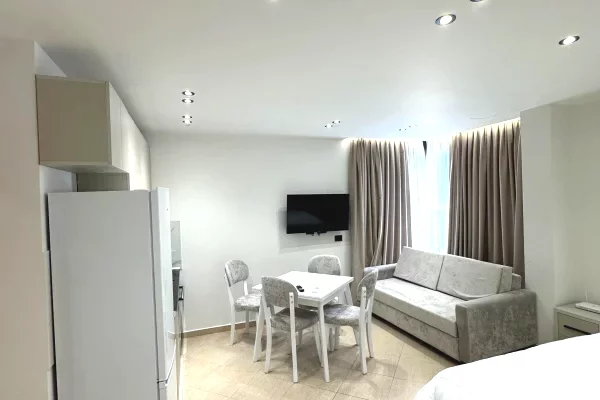 Shtepi ne shitje Apartament ne Durres, Garsoniere, Mobilimi E mobiluar, Pagesa 77,000  Euro.