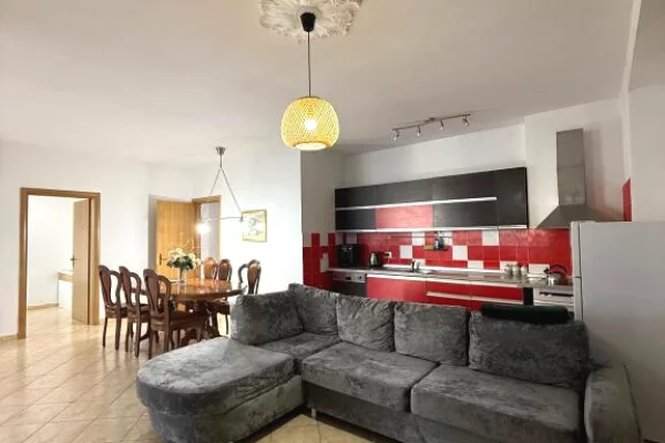 Casa in affitto 2+1 a Tirana - 750 Euro