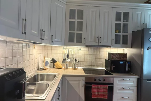 Appartamento in affitto a Tirana 1+1, Arredato