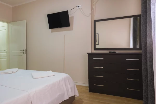 Shtepi me qera Apartament ne Tirane, 2+1, Mobilimi E mobiluar, Pagesa 900  Euro.