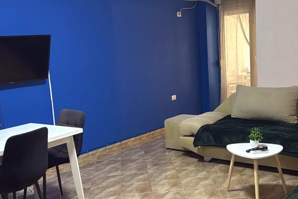 Shtepi me qera Apartament ne Tirane, 1+1, Mobilimi E mobiluar, Pagesa 550  Euro.