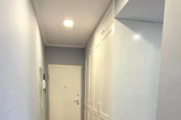 Shtepi me qera Apartament ne Tirane, 2+1, Mobilimi E mobiluar, Pagesa 750  Euro.