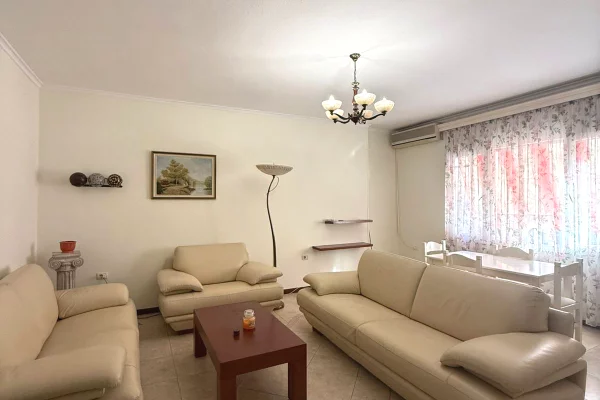Eskluzive Apartament 2+1+2 me qera – Bllok