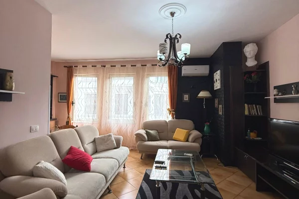 House for Rent 2+1 in Tirana - 550 Euro