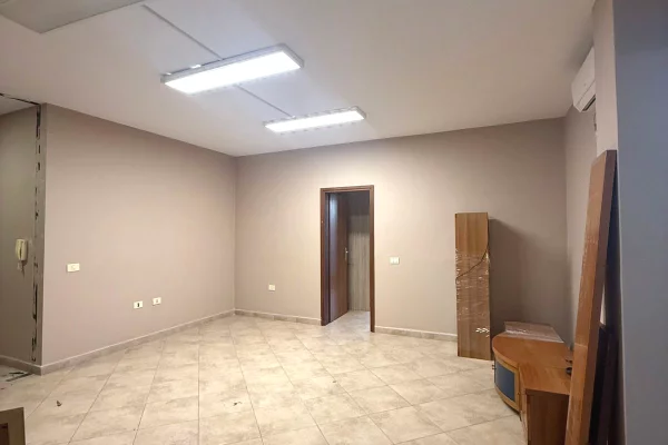 Apartment for rent in Tirana 3+1, Emty
