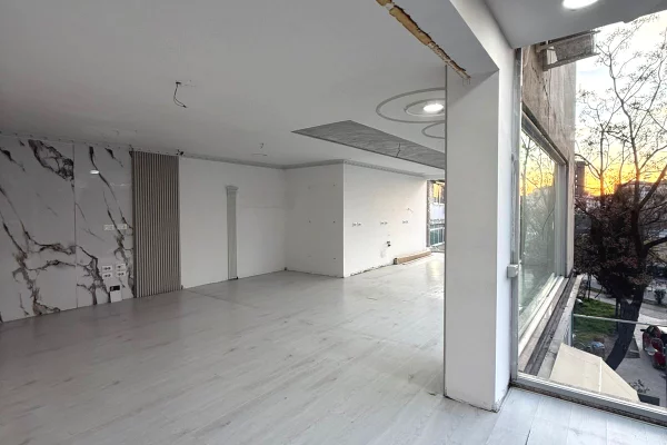 Business Property in Sale 1+1 in Tirana - 25,000,000 Leke