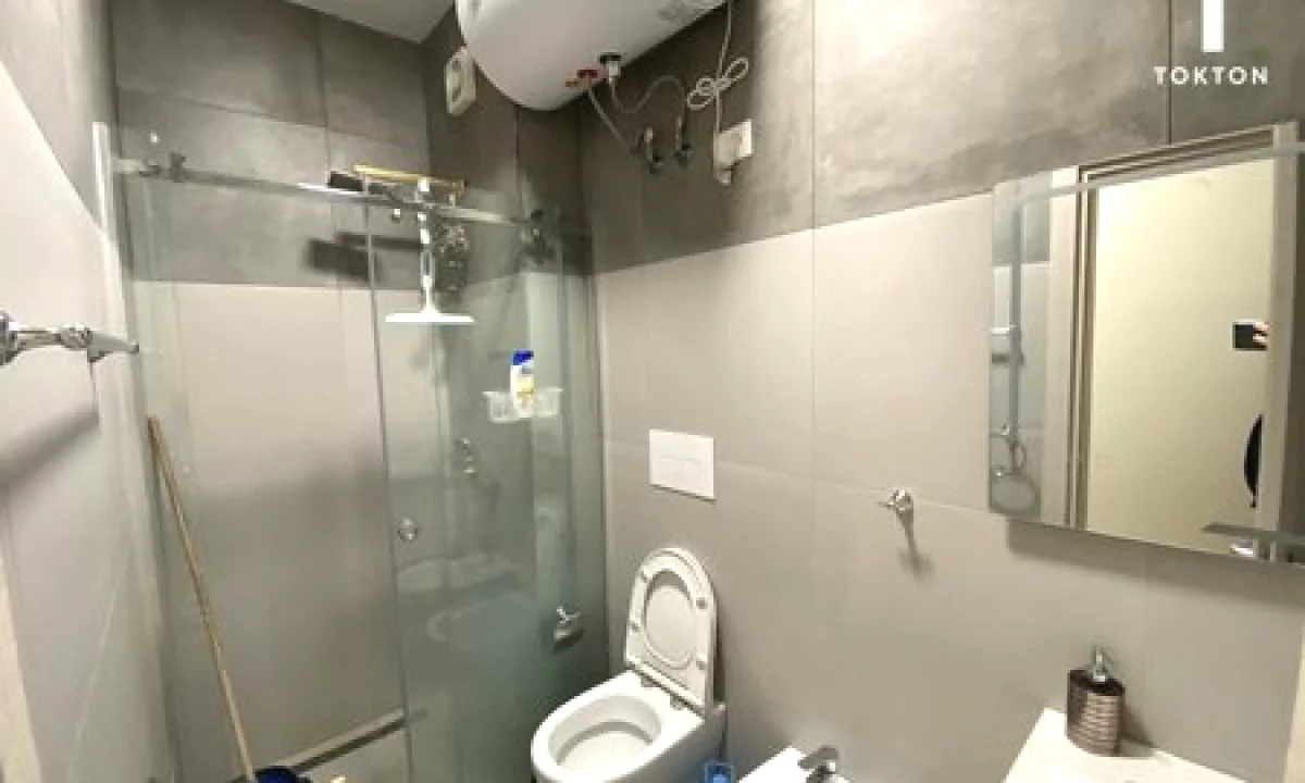 Appartamento in affitto a Tirana 1+1, Arredato