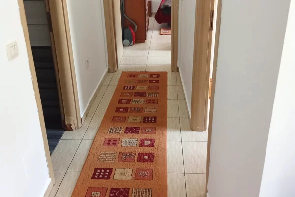 Appartamento in affitto a Tirana 2+1, Arredato