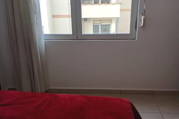 Appartamento in affitto a Tirana 2+1, Arredato