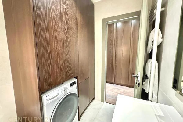 Shtepi ne shitje Apartament ne Tirane, 1+1, Mobilimi E mobiluar, Pagesa 167,000  Euro.
