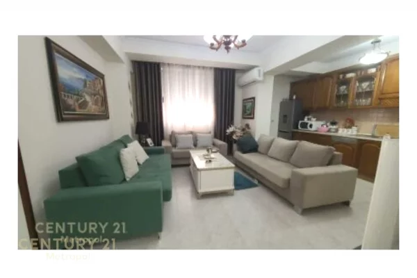 Shtepi me qera 2+1 ne Tirane - 600 Euro