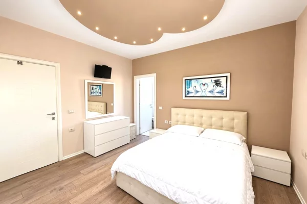 Shtepi me qera Apartament ne Tirane, 2+1, Mobilimi E mobiluar, Pagesa 65,000  Leke.