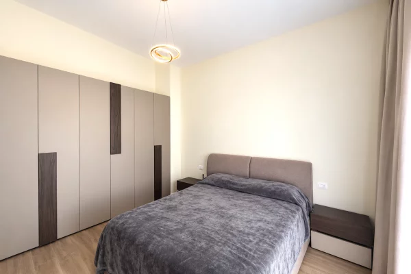 Shtepi me qera Apartament ne Tirane, 1+1, Mobilimi E mobiluar, Pagesa 70,000  Leke.