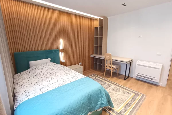 Appartamento in affitto a Tirana 3+1, Arredato