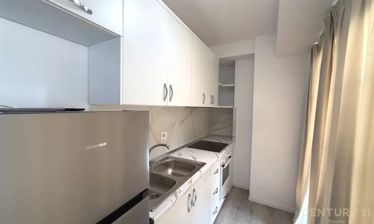 Shtepi me qera Apartament ne Tirane, 2+1, Mobilimi E mobiluar, Pagesa 550  Euro.