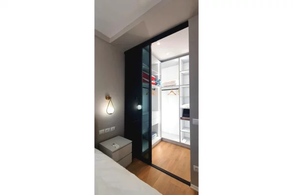 GARDEN BUILDING JAPIM ME QIRA APARTAMENT LUKSOZ 1+1 + POST PARKIMI