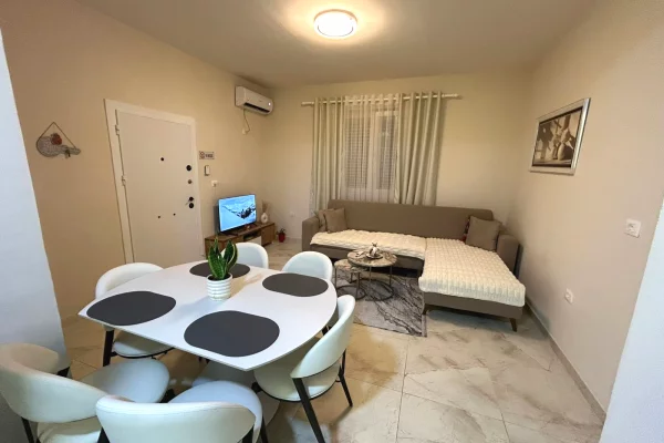 Casa privata/Indipendente in affitto a Tirana 1+1, Arredato