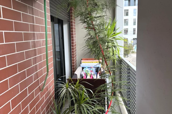 Shtepi ne shitje Apartament ne Tirane, 2+1, Mobilimi Bosh, pa mobiluar, Pagesa 186,000  Euro.