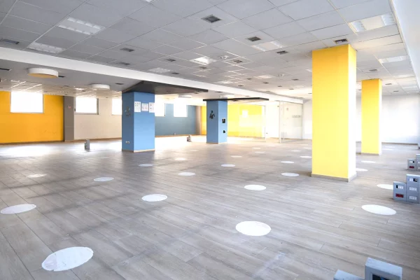 Ambient biznesi me qera 1+1 ne Tirane - 1,150 Euro