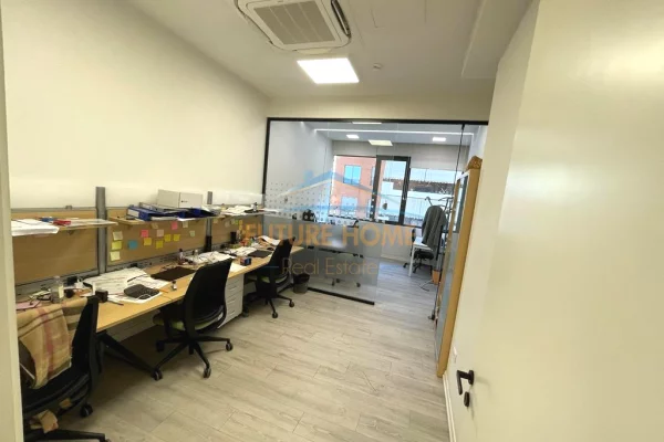 Qera,Zyre,Kompleksi Delijorgji !