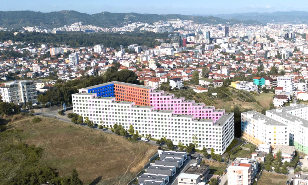 Shtepi ne shitje Apartament ne Tirane, Garsoniere, Mobilimi Bosh, pa mobiluar, Pagesa 70,000  Euro.