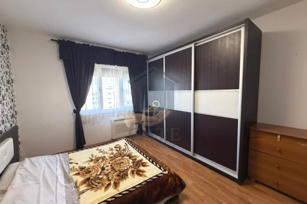 Shtepi me qera Apartament ne Durres, 2+1, Mobilimi E mobiluar, Pagesa 650  Euro.