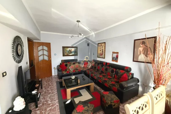 Shtepi ne shitje Apartament ne Durres, 1+1, Mobilimi E mobiluar, Pagesa 68,000  Euro.