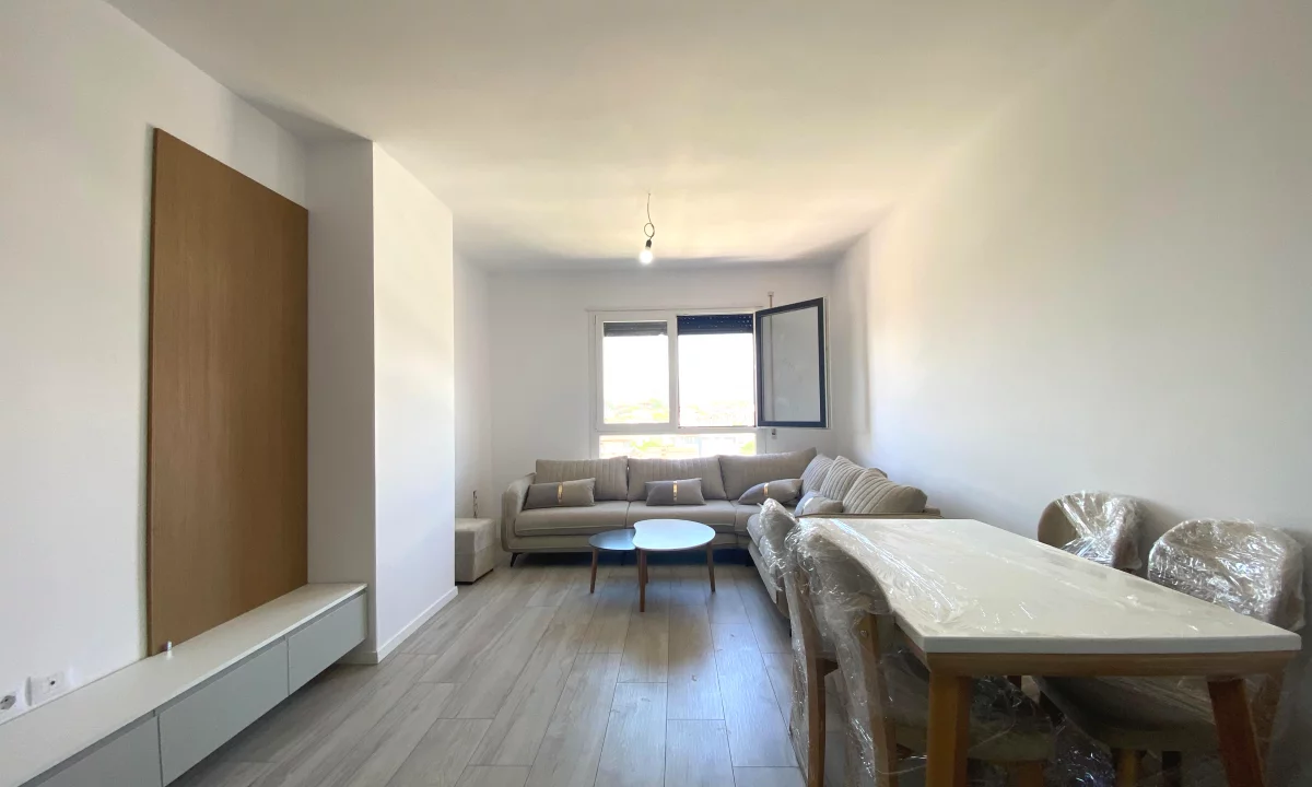 Shtepi me qera Apartament ne Tirane, 2+1, Mobilimi E mobiluar, Pagesa 450  Euro.