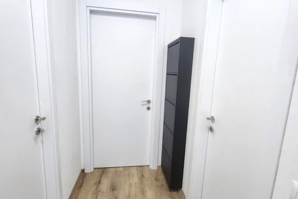 Shtepi me qera Apartament ne Tirane, 1+1, Mobilimi E mobiluar, Pagesa 60,000  Leke.