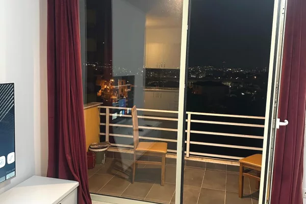 Shtepi me qera Apartament ne Tirane, 1+1, Mobilimi E mobiluar, Pagesa 400  Euro.