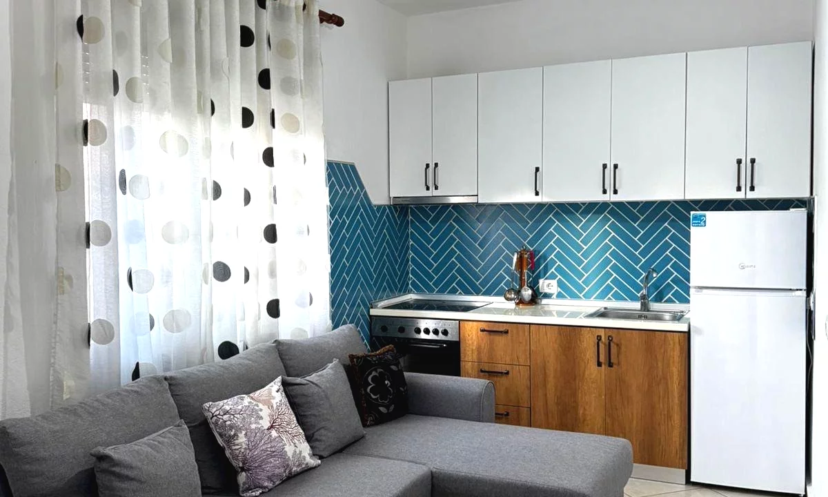 Shtepi me qera Apartament ne Tirane, 1+1, Mobilimi E mobiluar, Pagesa 33,000  Leke.