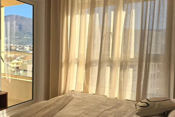 Shtepi me qera Apartament ne Tirane, Garsoniere, Mobilimi E mobiluar, Pagesa 420  Euro.