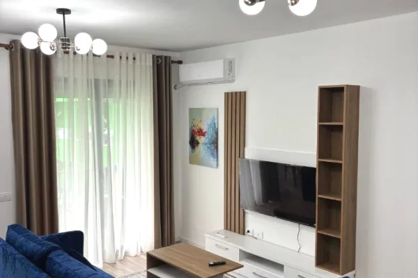 Apartament me qera 1+1 ne 5 Maj,Tirane(550€/muaj)