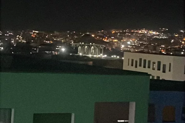 Shtepi ne shitje Apartament ne Tirane, 1+1, Mobilimi E mobiluar, Pagesa 73,000  Euro.